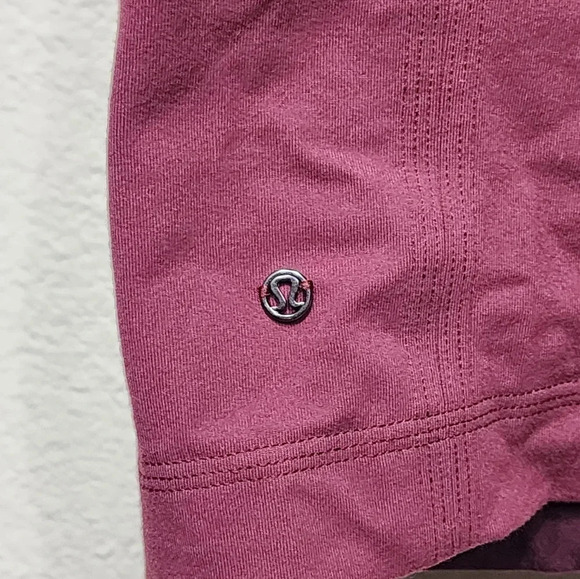 Lululemon Cocoon Car Coat Berry Rust Maroon M Jacket Outdoors Athletic Fall - Picture 9 of 10